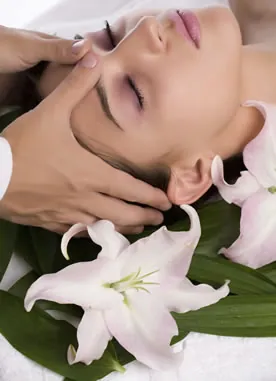 Acupressure on the temples relieves stress