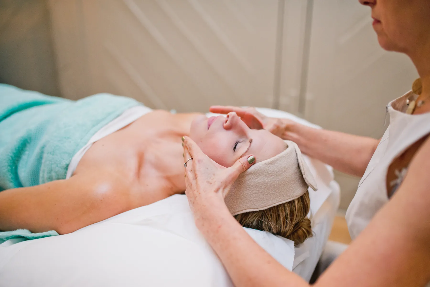 Head, Neck and Shoulder massage with Indian Head massage and side stretches